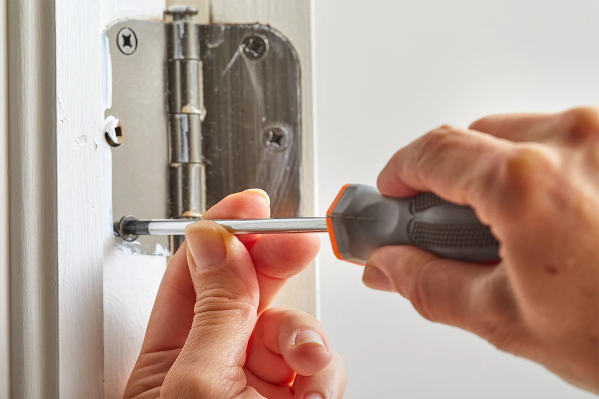 Silencing Squeaky Hinges